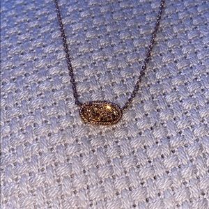 gold kendra scott necklace